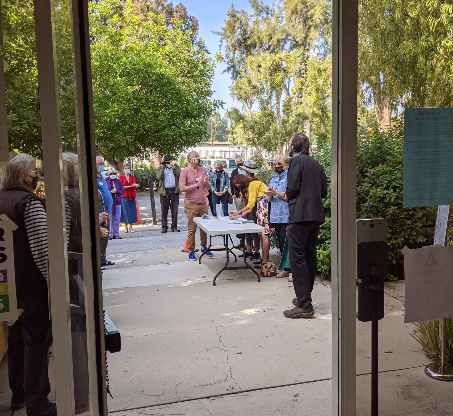 Let's sing together again Let's sing together again