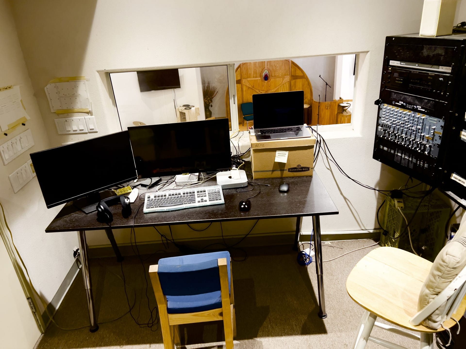 Crow's Nest (tech room) Crow's Nest (tech room)